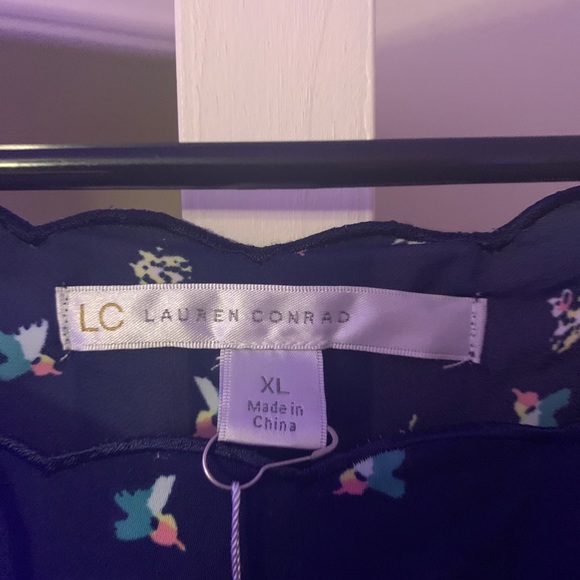 LC Blouse - Picture 3 of 5